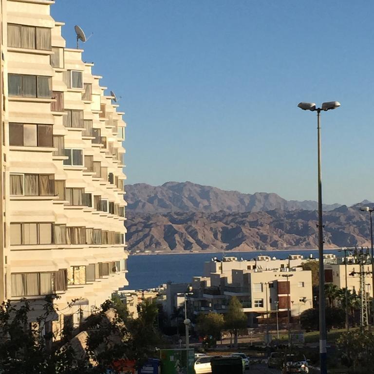 Avi'S Suites Eilat Zimmer foto